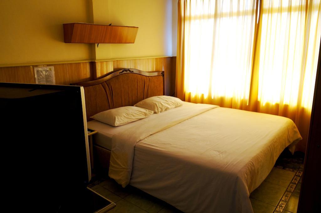 Hotel Duta باليمبانغْ الغرفة الصورة